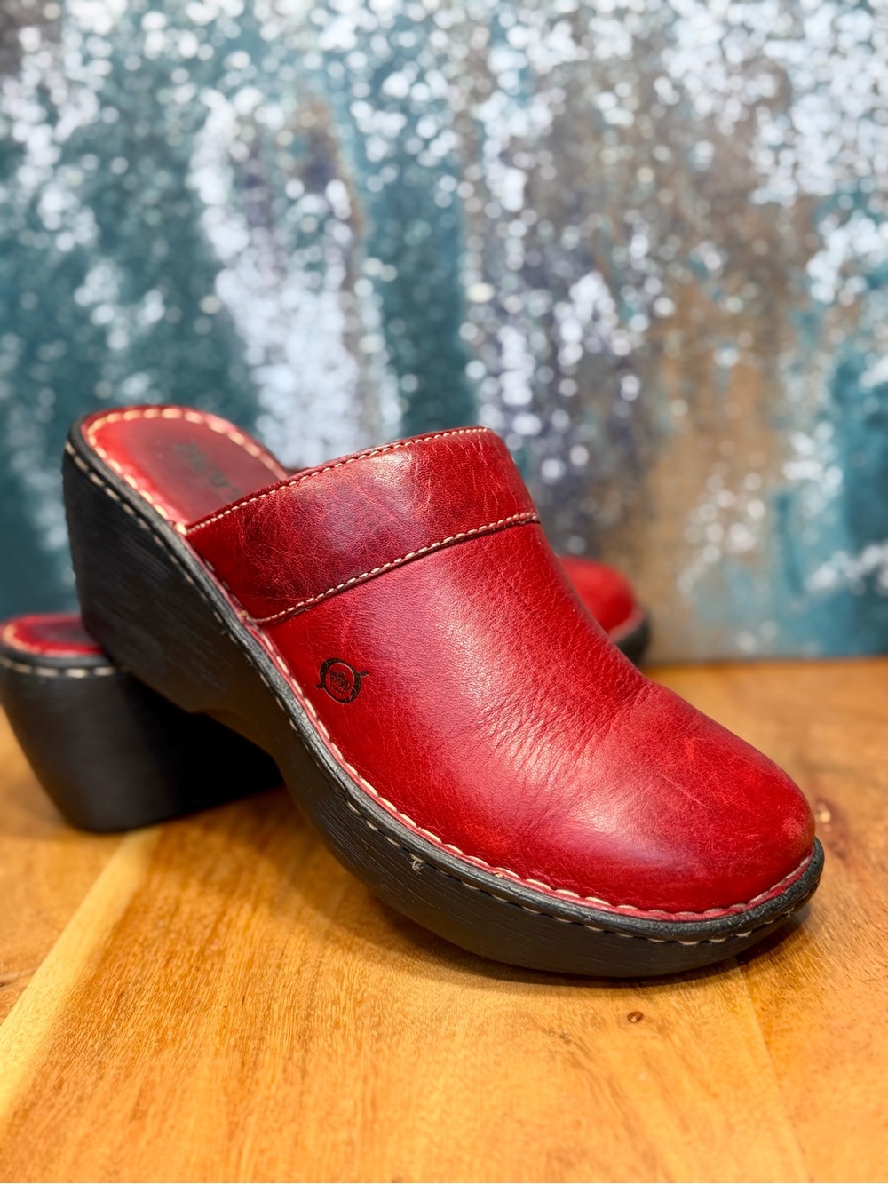 Born Vintage Y2K Boho Red Leather Clog Mules Size 7 GUC